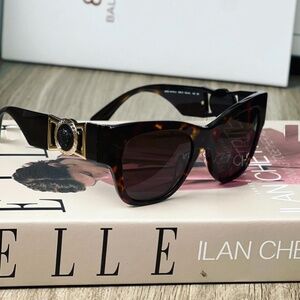NWT Versace VE4415u - 108/3 Sunglasses